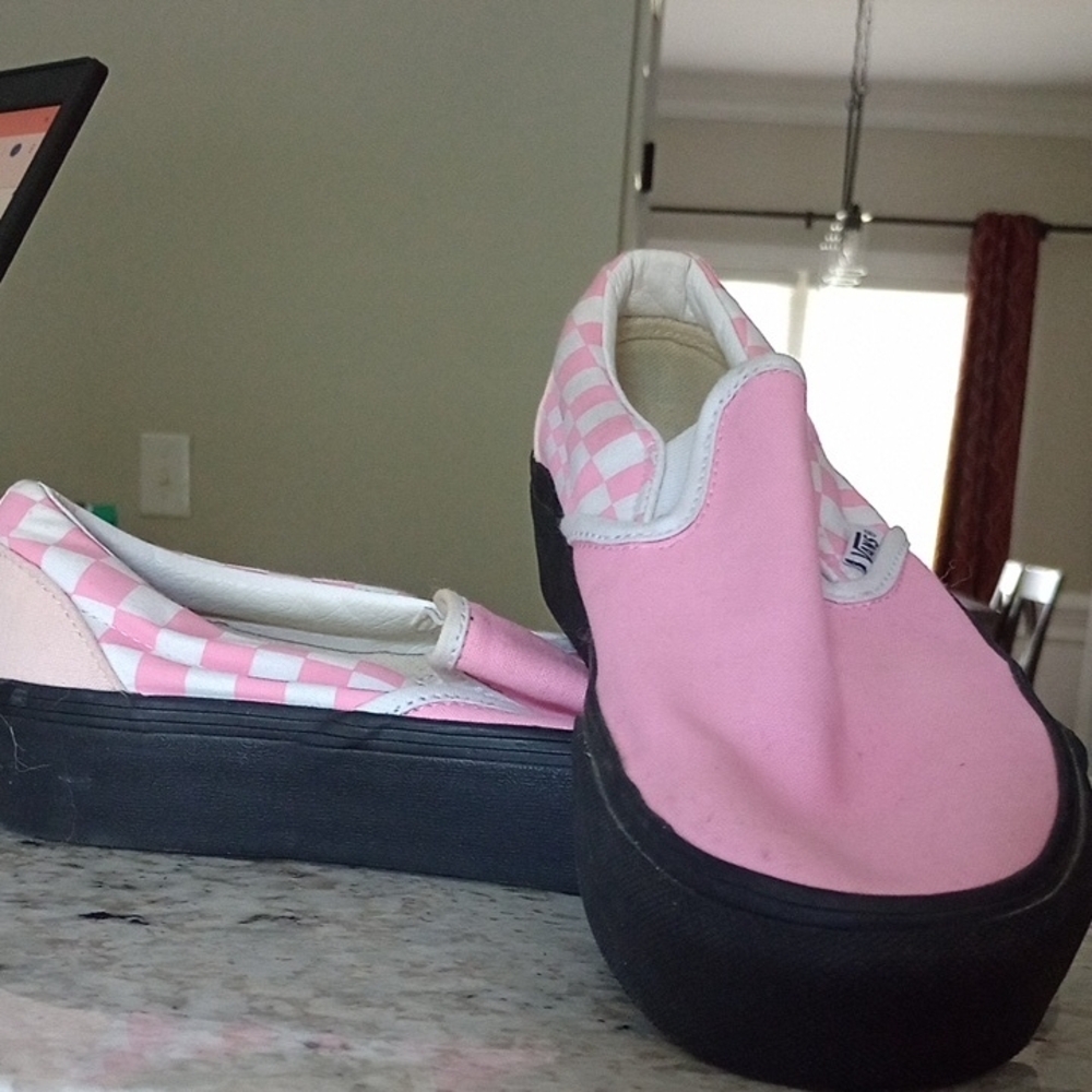 Vans Women's Pink And Checkered Platforms